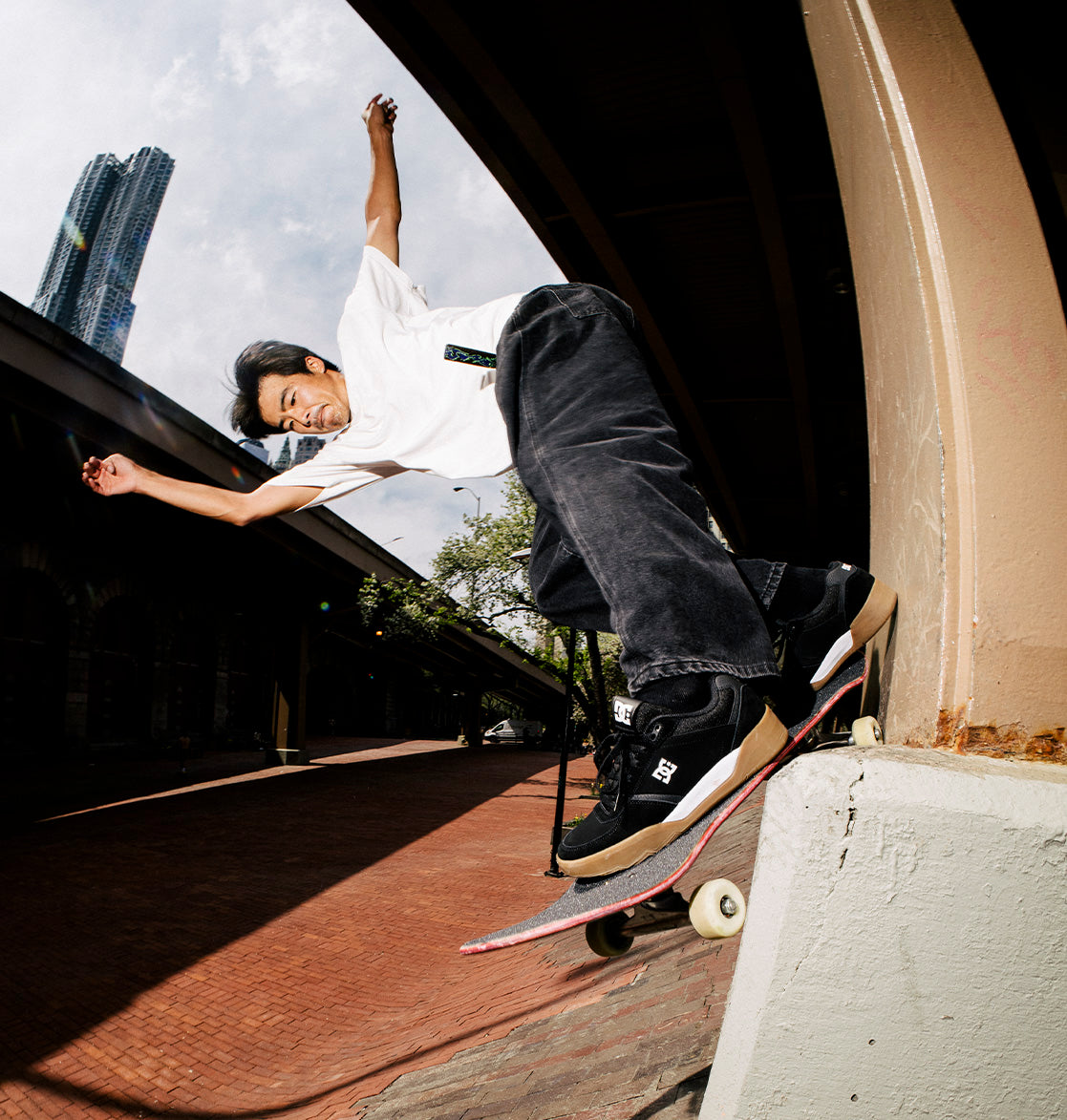 Men's Fractal Skate Shoes - Black/White/Gum | DC Shoes